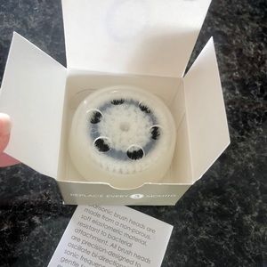 Clarisonic Makeup - NIB Clarisonic replacement brush head Clarisonic Makeup - NIB Clarisonic replacement brush head